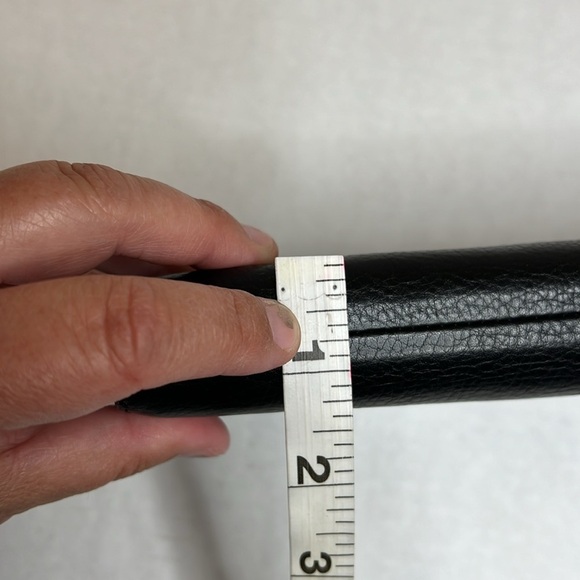 FOSSIL LIZA BLACK WRAP AROUND WALLET/CLUTCH - Picture 14 of 16